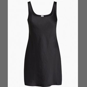 Aritzia Wilfred Tryst Dress Size Small never worn!